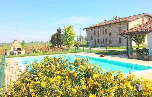 Cascina Garzaga Turismo Rurale