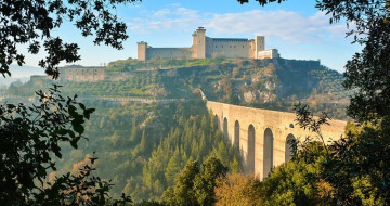 Dalla Rocca Alla Roccia